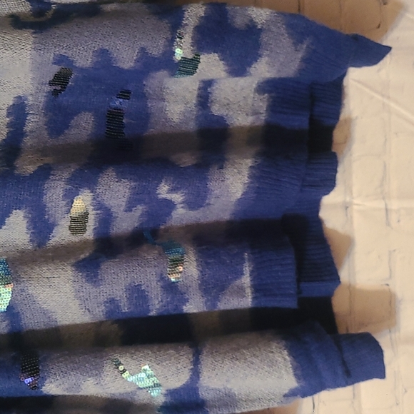 LOGO Lavish sweater 2X NWT - Picture 5 of 9